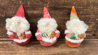 Santa w/ Pocket of Gifts H-40