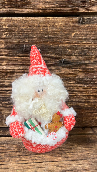 Santa w/ Pocket of Gifts H-40