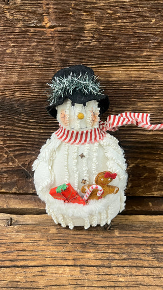 Snowman w/ Pocket of Gifts H-41