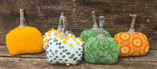 Small Standing Pumpkin 8"