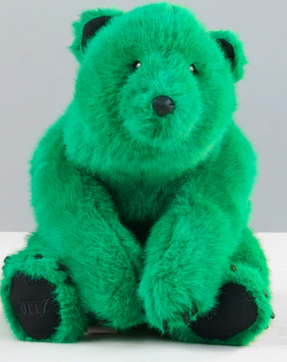 Emerald 18" Bear Hug