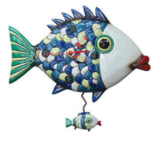 Fishy Lips Clock